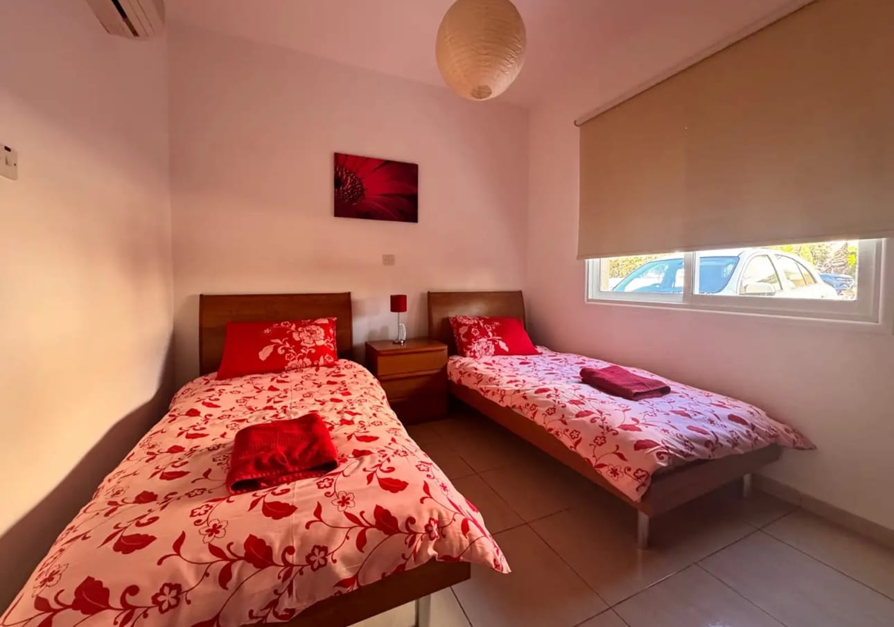 2 bedroom ground floor apartment