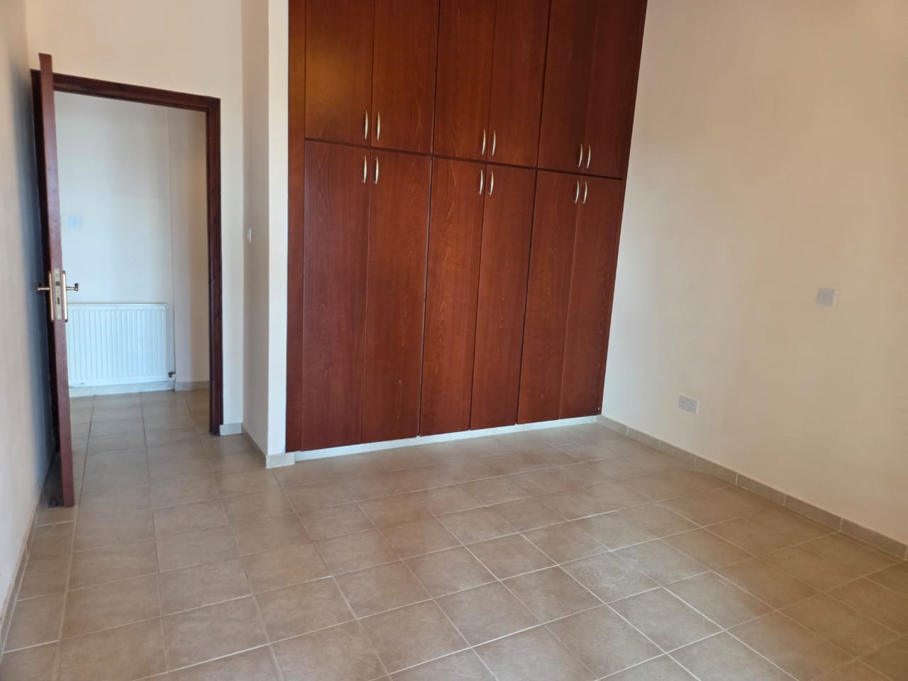 4 Bedroom Bungalow for Rent – Mesogi, Paphos