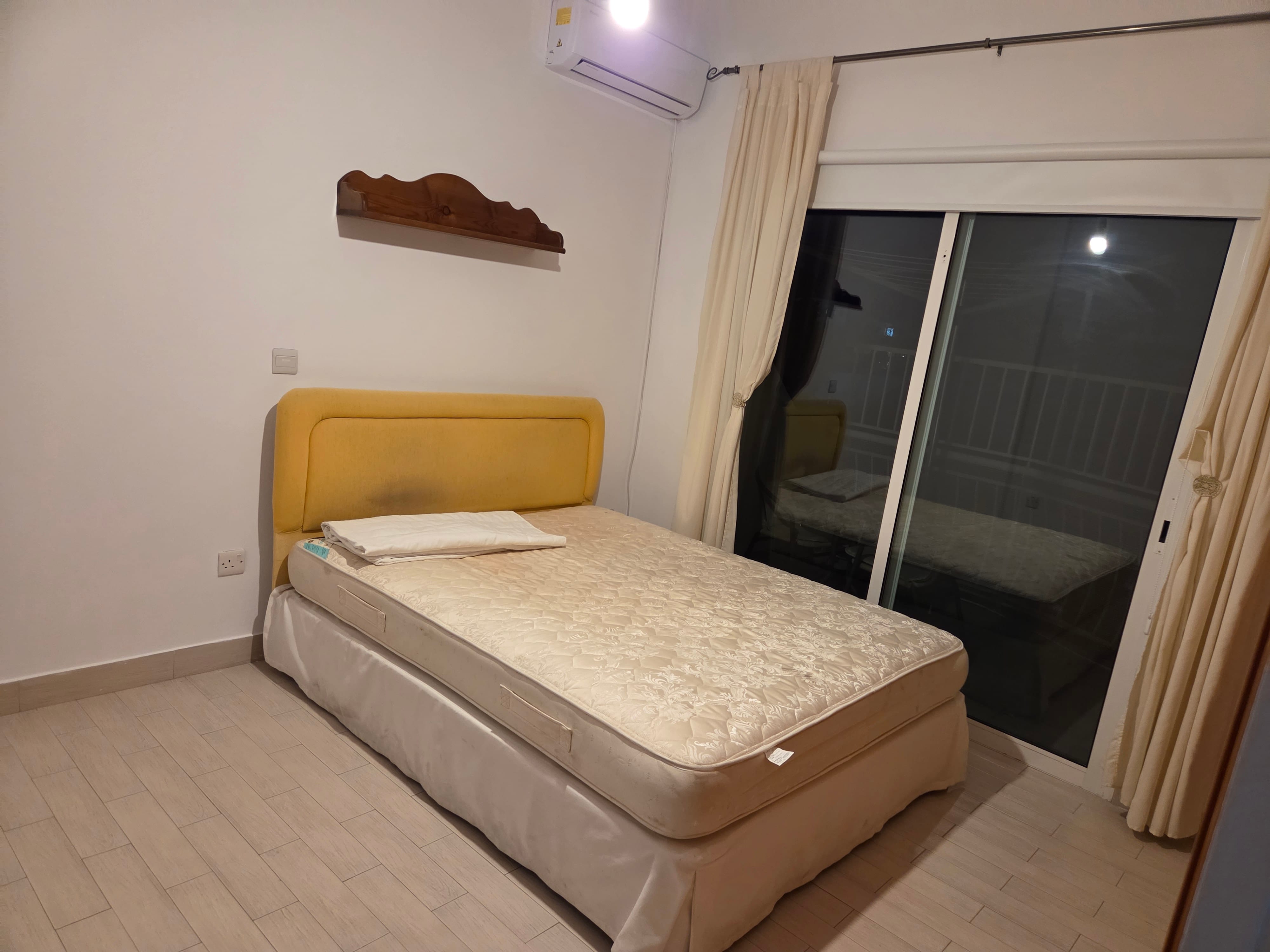 3 bedroom Semi-detached for rent