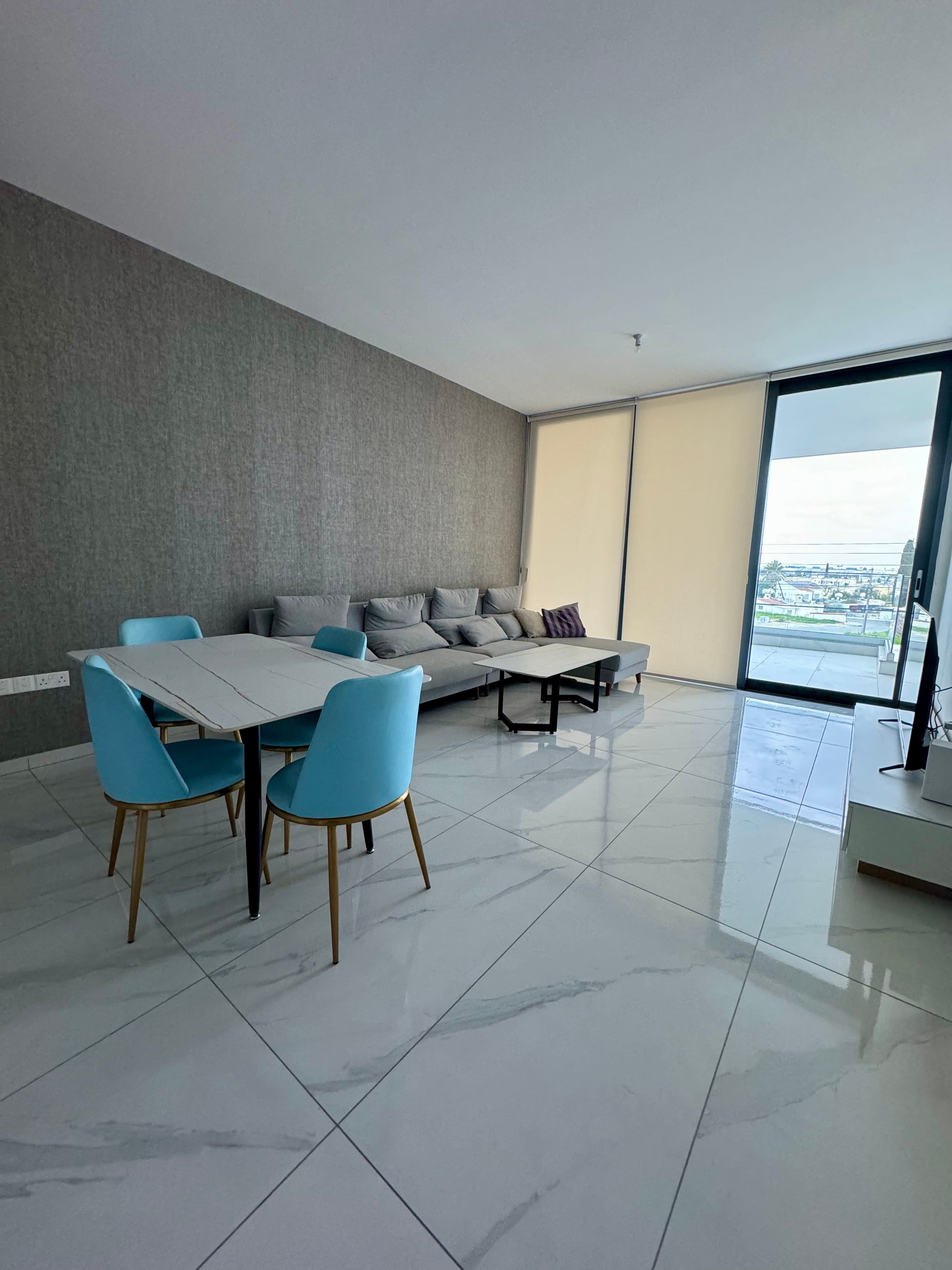 FOR RENT 2 BEDROOMS  €1050
