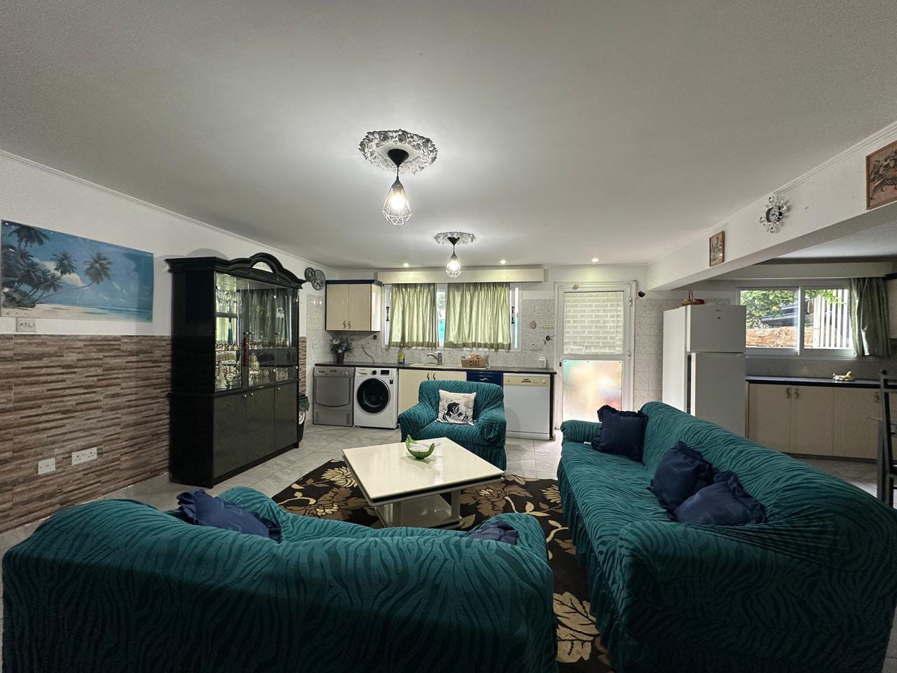 For Rent 4 Bedroom-2bathroom