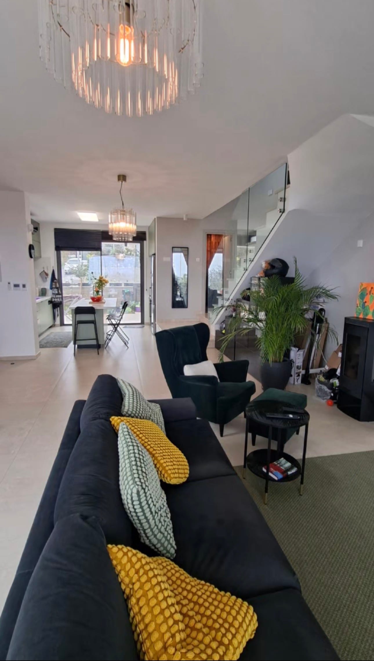 For Rent: Luxury 3-Bedroom Home 