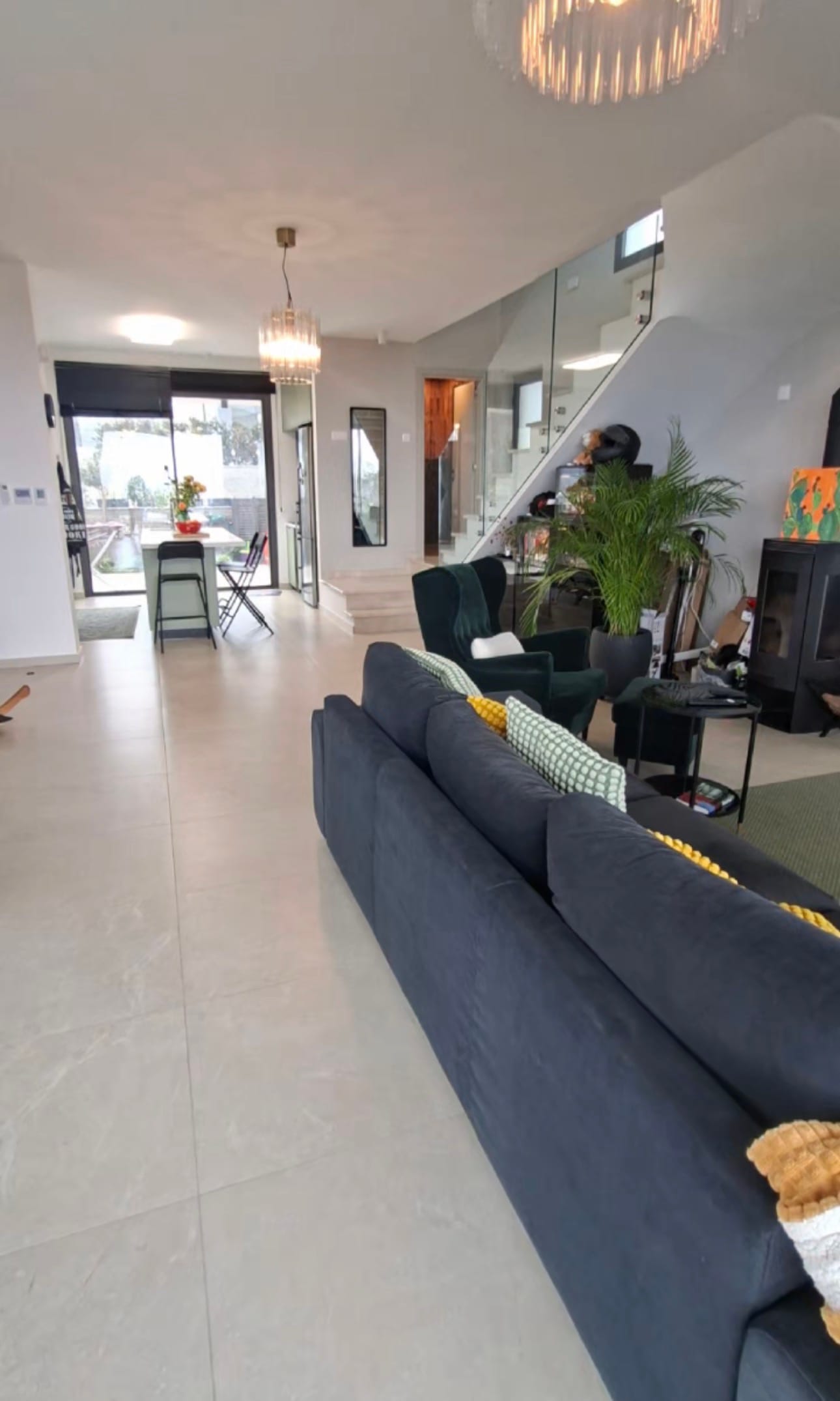 For Rent: Luxury 3-Bedroom Home 