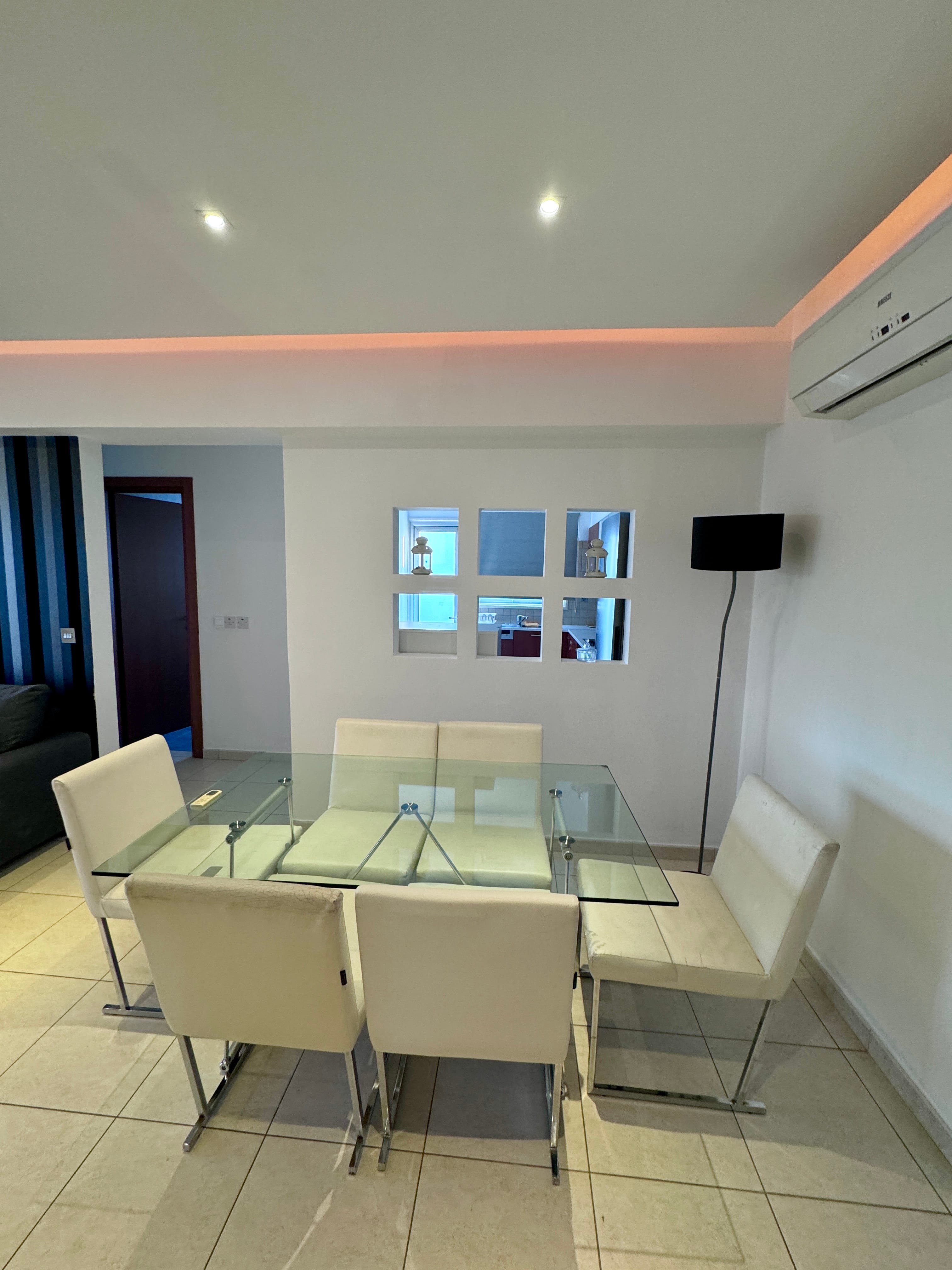 Modern 2  bedroom apartment