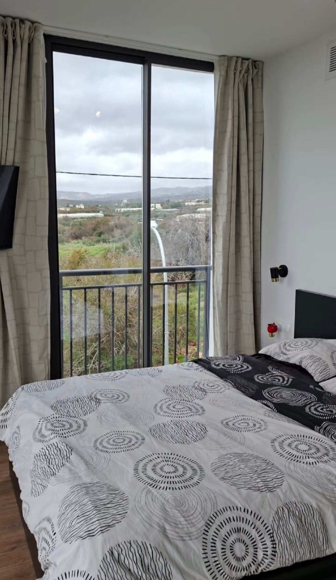 For Rent: Luxury 3-Bedroom Home 