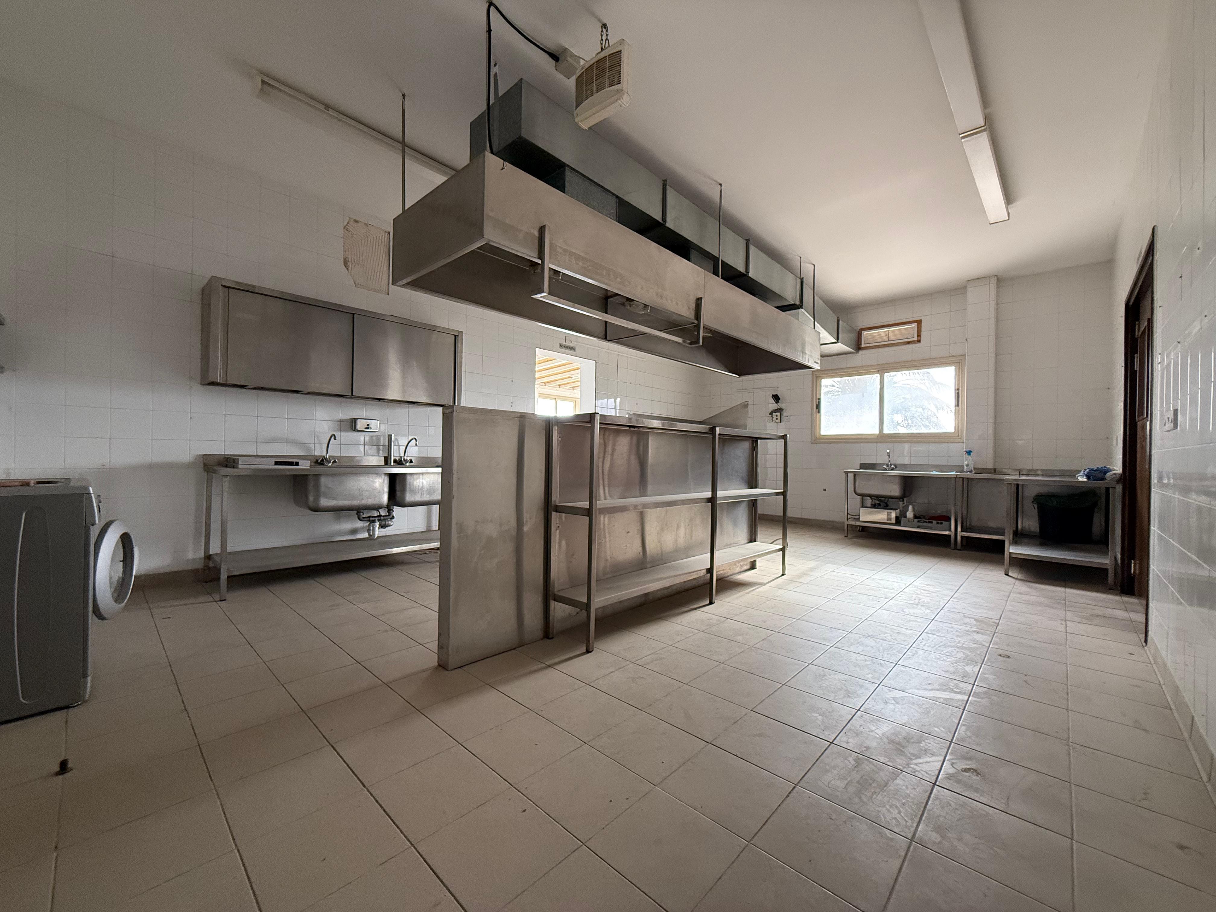 6 bedroom Ground floor for sale