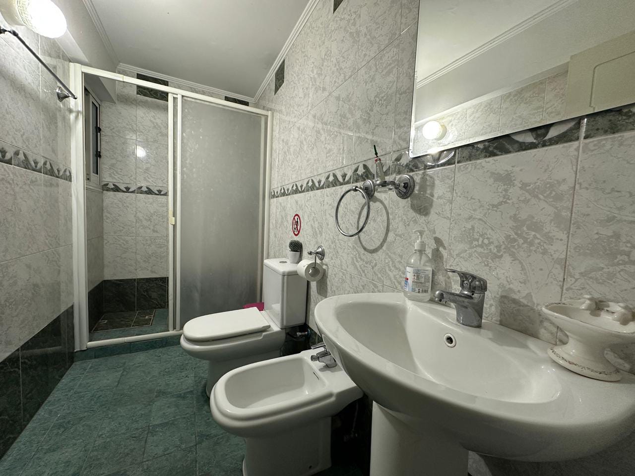 For Rent 4 Bedroom-2bathroom