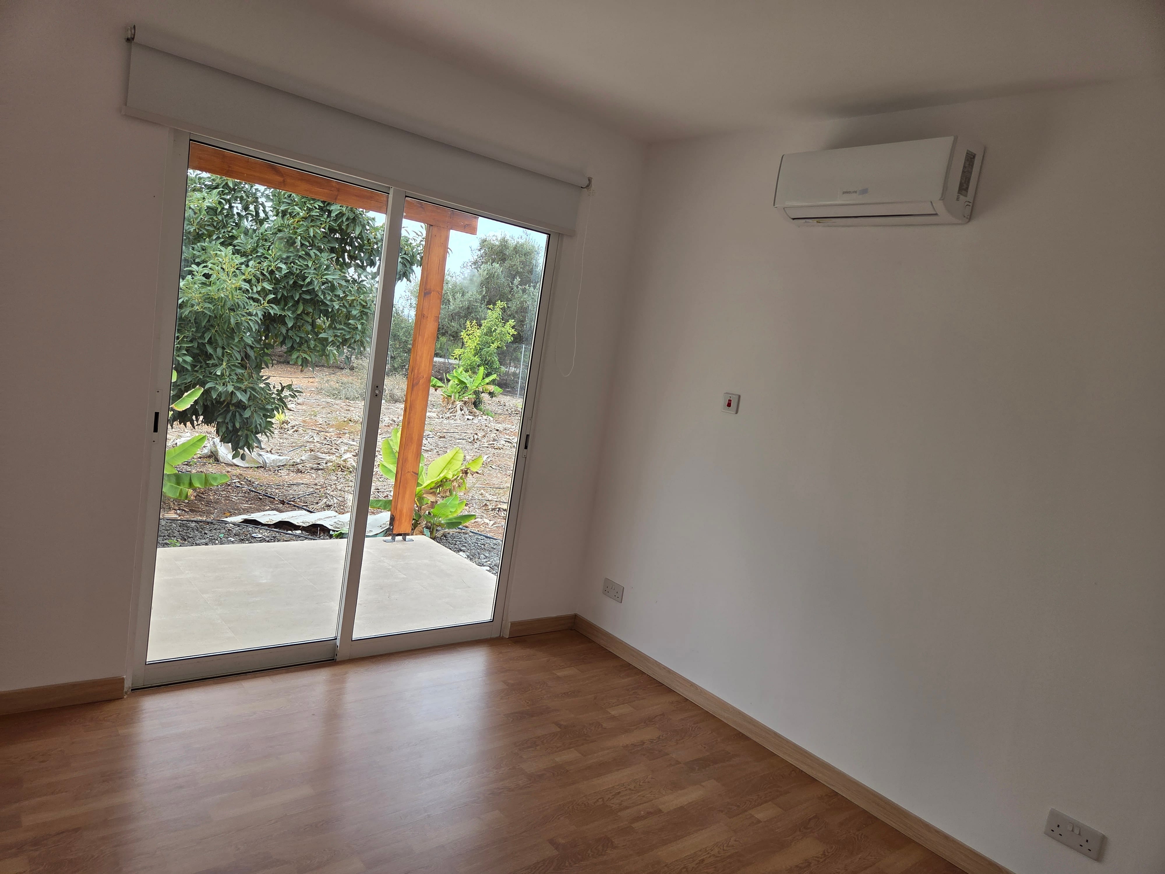 3 bedroom Detached house for rent