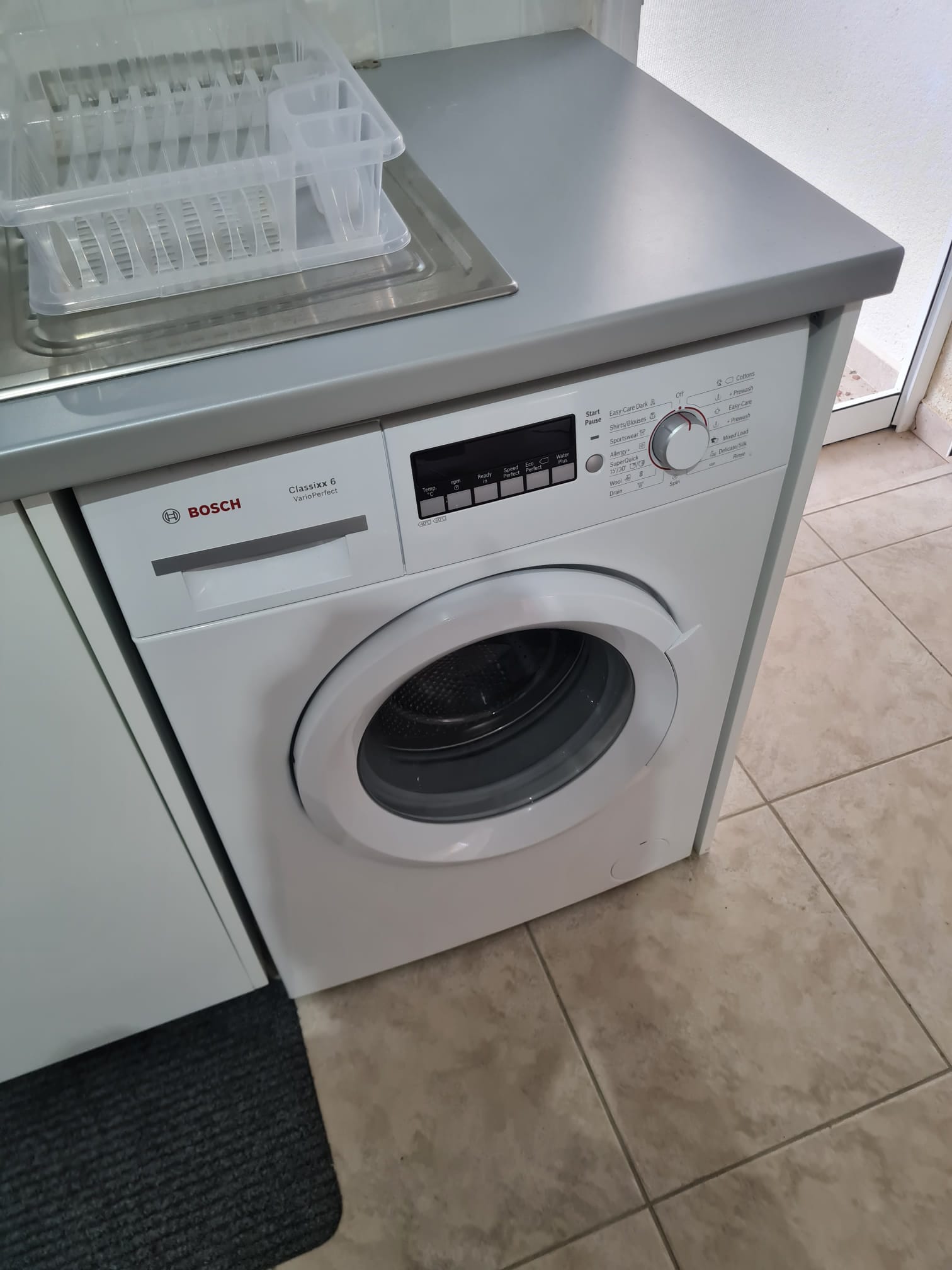 2 bedroom townhouse for rent