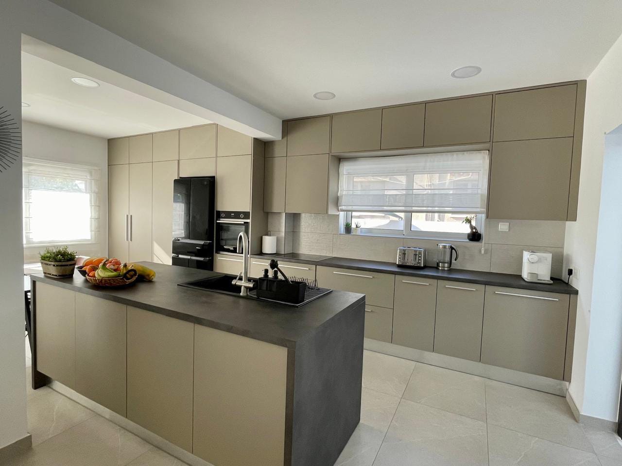 4 Bed SemiDetached House fo rent