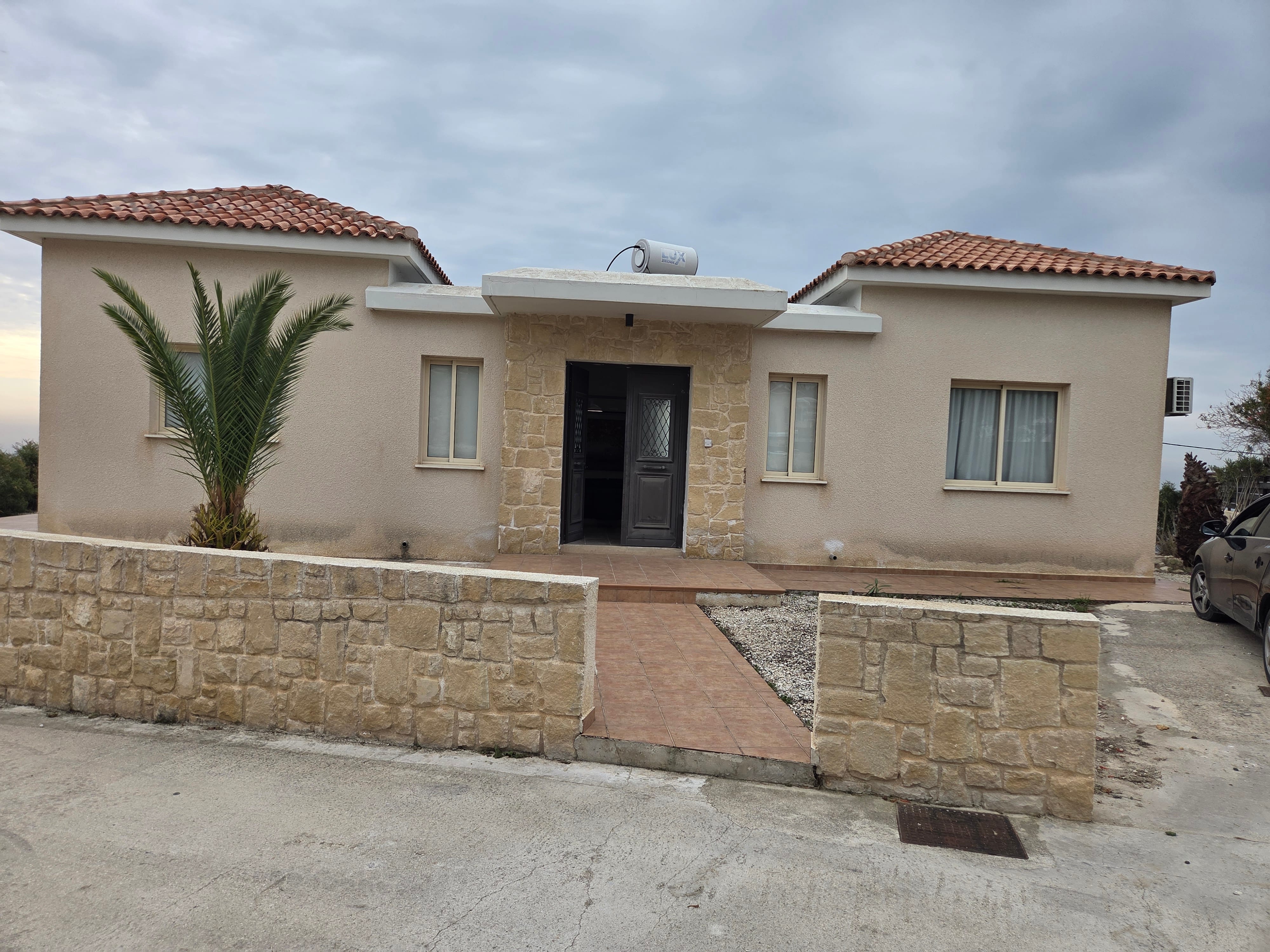 3 bedroom Detached house for rent