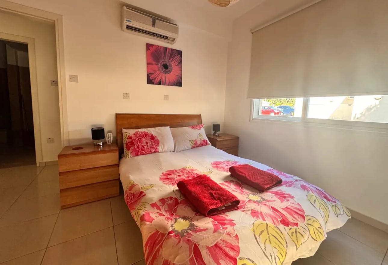 2 bedroom ground floor apartment