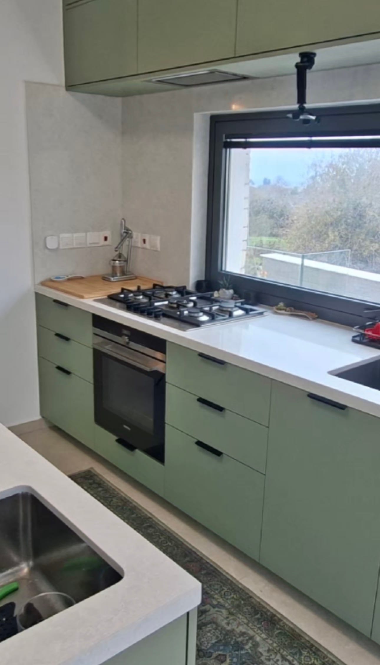 For Rent: Luxury 3-Bedroom Home 