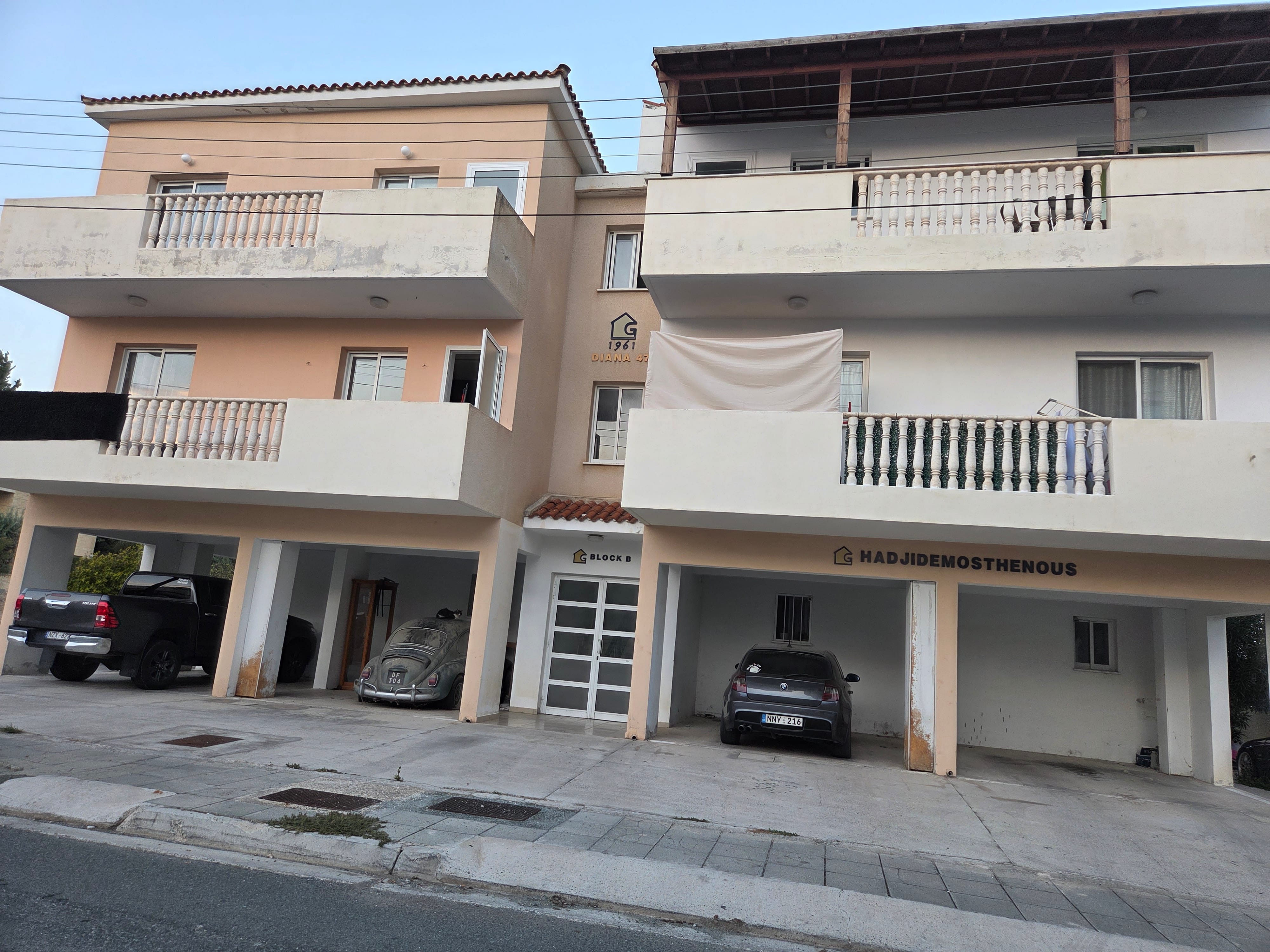 2 bedroom Apartment for sale