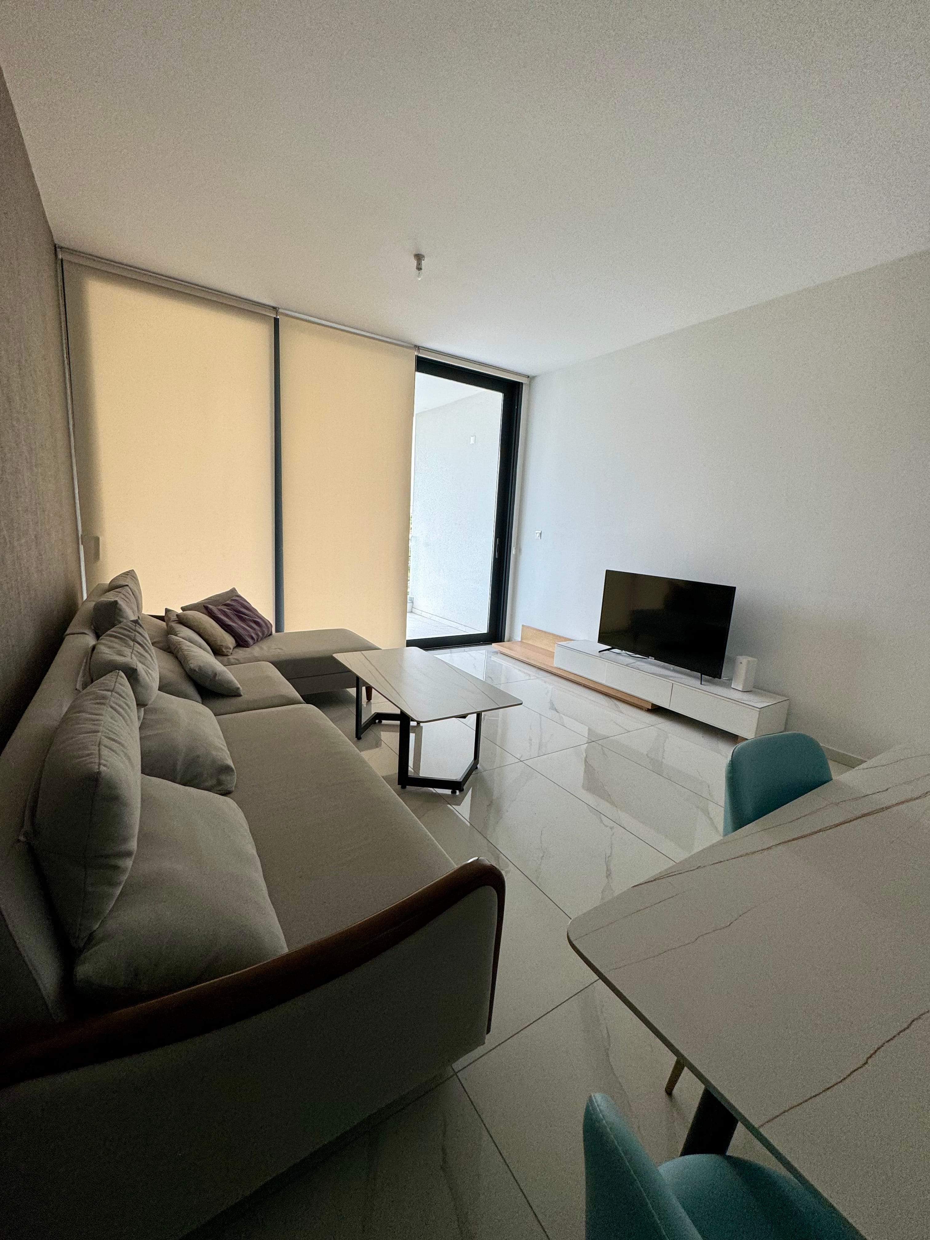 FOR RENT 2 BEDROOMS  €1050