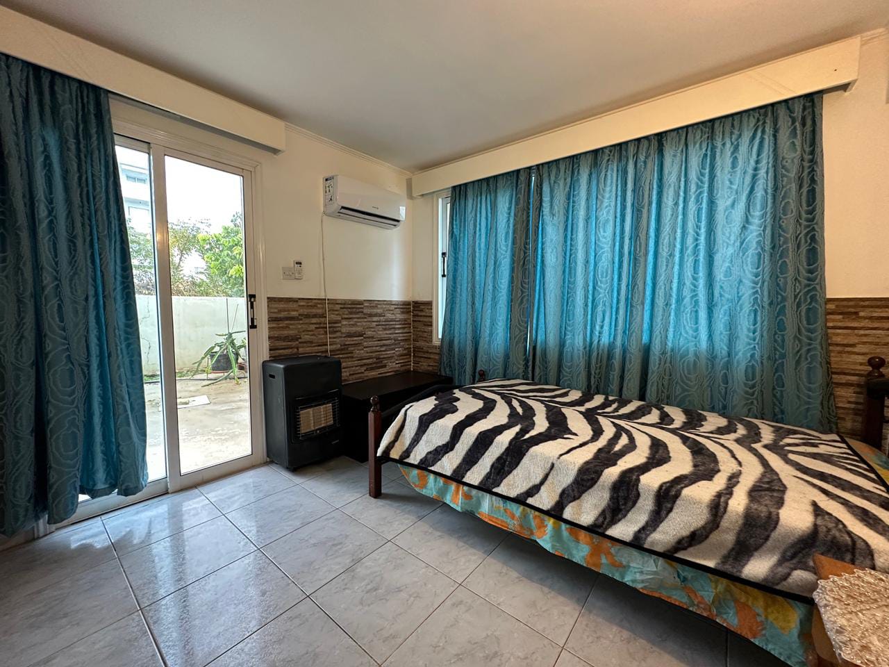 For Rent 4 Bedroom-2bathroom