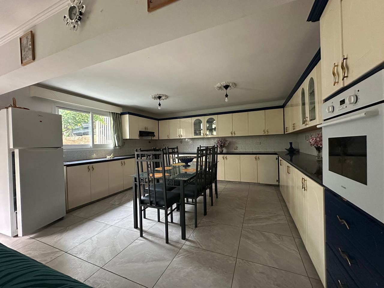 For Rent 4 Bedroom-2bathroom